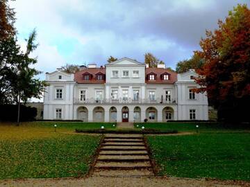 Фото Курортные отели Dwór Zbożenna г. Przysucha 1